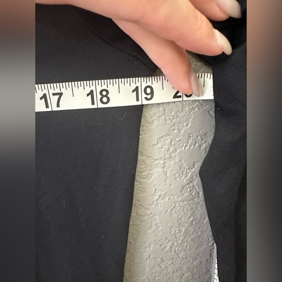 ST JOHN SPORT by MARIE GRAY - black Turtleneck Womens Top Size medium Classic - Picture 6 of 7